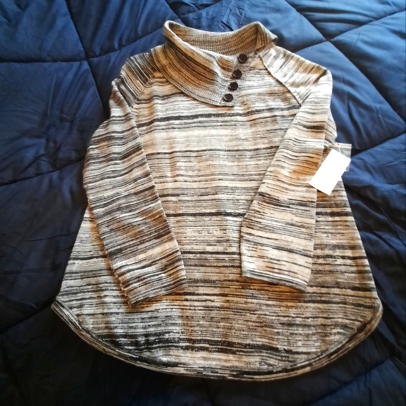 Great Northwest Indigo Sweater; Side Button Cowl Collar; Black & Gray - Picture 4 of 7